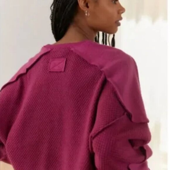 NWT Urban Outfitters Out from Under Mel Cozy Pieced Henley Top - Picture 3 of 4